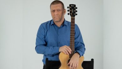 Апрель